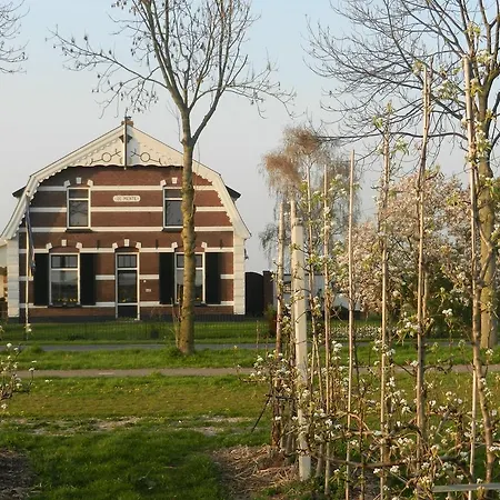 De Bloesemgaard Bed & Breakfast 3*